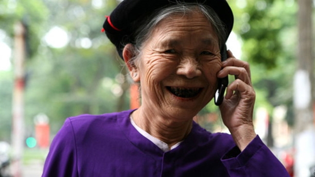 Nhà mạng thật vô tâm nếu mẹ con tôi mất liên lạc chỉ vì cái ảnh chân dung Nha mang that vo tam neu me con toi mat lien lac chi vi cai anh chan dung