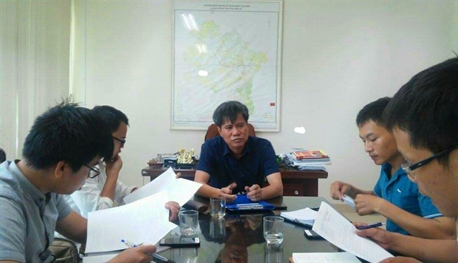 Đơn vị cày nát khu lăng mộ nghi là vợ vua Tự Đức khi chưa được bàn giao quỹ đất Don vi cay nat khu lang mo nghi la vo vua Tu Duc khi chua duoc ban giao quy dat