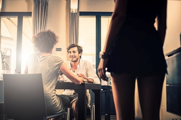 Nỗi ân hận của một người đàn ông ngoại tình đẩy vợ vào những ngày tháng đau khổ Noi an han cua mot nguoi dan ong ngoai tinh day vo vao nhung ngay thang dau kho