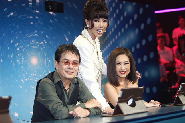 Trác Thúy Miêu bị khán giả chê không có chuyên môn để ngồi 'ghế nóng' Trac Thuy Mieu bi khan gia che khong co chuyen mon de ngoi 'ghe nong'