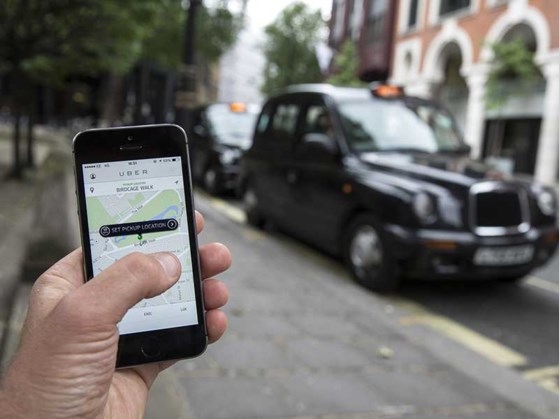 Taxi công nghệ có chịu chia sẻ dữ liệu với chính quyền? Taxi cong nghe co chiu chia se du lieu voi chinh quyen?