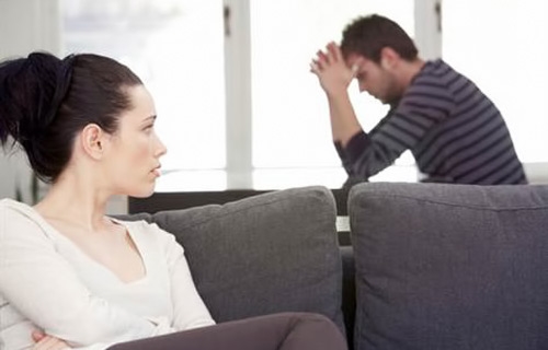 Cưới 1 tháng tôi đã có thai 6 tuần, nhà chồng chì chiết, khinh khi Cuoi 1 thang toi da co thai 6 tuan, nha chong chi chiet, khinh khi