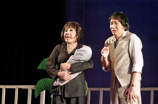Tác quyền 'Tô Ánh Nguyệt' lại gây tranh cãi Tac quyen 'To Anh Nguyet' lai gay tranh cai