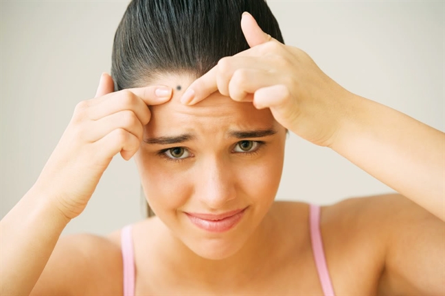 Bi hài chuyện thẩm mỹ nốt ruồi theo tướng số để gặp may Bi hai chuyen tham my not ruoi theo tuong so de gap may