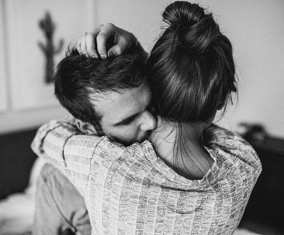 Làm sao biết đàn ông nào yêu mình sau khi ân ái? Lam sao biet dan ong nao yeu minh sau khi an ai?