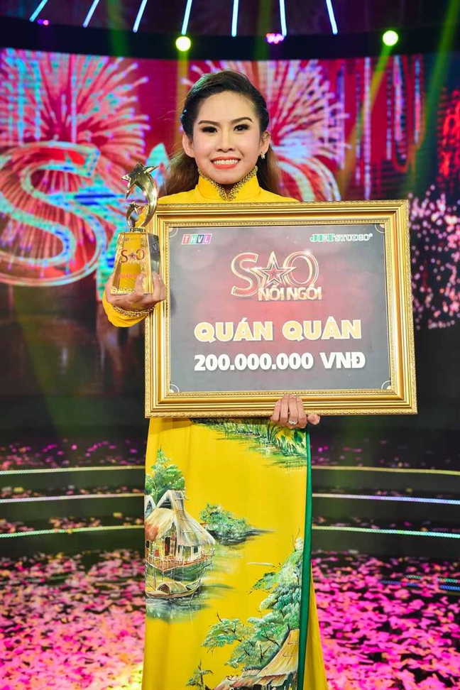 Nghệ sĩ cải lương Bình Tinh: 'Bỏ chồng thì được, bỏ nghề hát thì không' Nghe si cai luong Binh Tinh: 'Bo chong thi duoc, bo nghe hat thi khong'