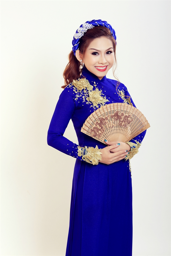 Nghệ sĩ cải lương Bình Tinh: 'Bỏ chồng thì được, bỏ nghề hát thì không' Nghe si cai luong Binh Tinh: 'Bo chong thi duoc, bo nghe hat thi khong'