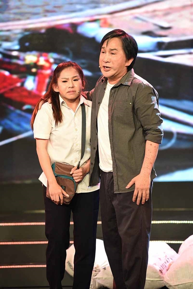 Nghệ sĩ cải lương Bình Tinh: 'Bỏ chồng thì được, bỏ nghề hát thì không' Nghe si cai luong Binh Tinh: 'Bo chong thi duoc, bo nghe hat thi khong'
