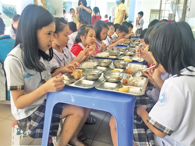 Trầy trật xin vào lớp bán trú Tray trat xin vao lop ban tru