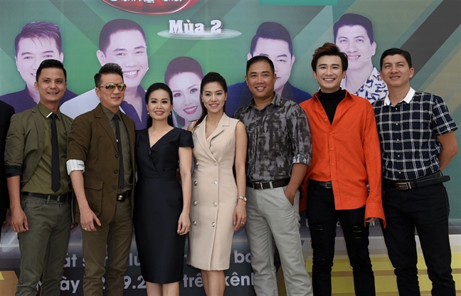 Đàm Vĩnh Hưng: 'Tính tình Quang Lê giống như em bé!' Dam Vinh Hung: 'Tinh tinh Quang Le giong nhu em be!'