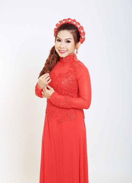 Showbiz Việt: Có những đứa con phải 'nai lưng' trả nợ cho mẹ cha Showbiz Viet: Co nhung dua con phai 'nai lung' tra no cho me cha