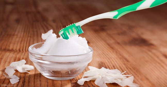 Dầu dừa có tác dụng gì trong chăm sóc sắc đẹp? Dau dua co tac dung gi trong cham soc sac dep?