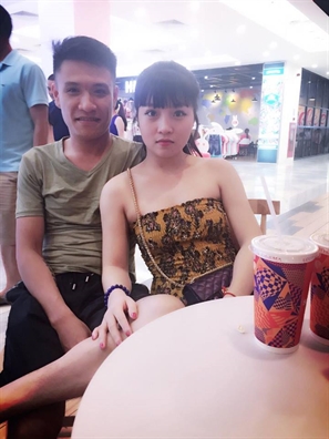 Gặp cô vợ 9X 'quái chiêu' khiến chồng phải quỳ xuống xin lỗi Gap co vo 9X 'quai chieu' khien chong phai quy xuong xin loi