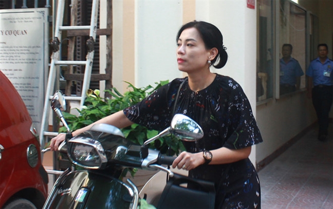 Vợ Xuân Bắc: 'Tôi cấm chồng tôi làm giám đốc' Vo Xuan Bac: 'Toi cam chong toi lam giam doc'