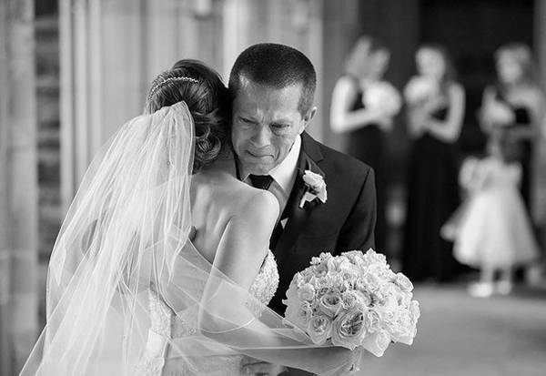 Con gái của bố, ngày mai con đi lấy chồng rồi… Con gai cua bo, ngay mai con di lay chong roi…