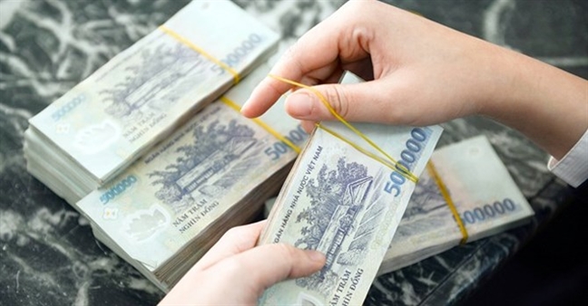Dân đang 'giữa muôn trùng vây' tăng thuế! Dan dang 'giua muon trung vay' tang thue!