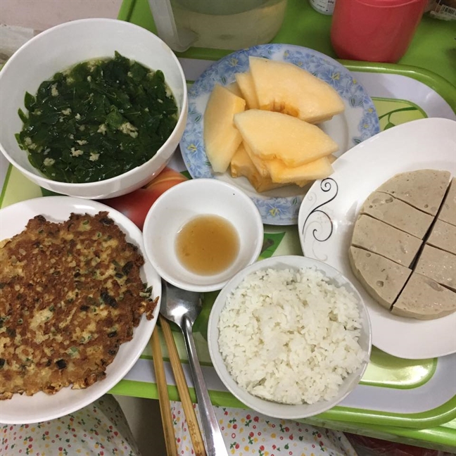 Những mâm cơm ở cữ khiến bà vợ nào cũng muốn... đẻ Nhung mam com o cu khien ba vo nao cung muon... de