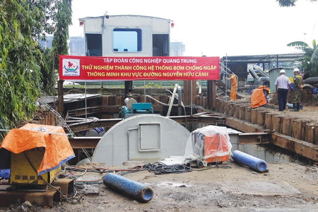 Máy bơm 'khủng' có giải dứt bài toán chống ngập của TP.HCM? May bom 'khung' co giai dut bai toan chong ngap cua TP.HCM?