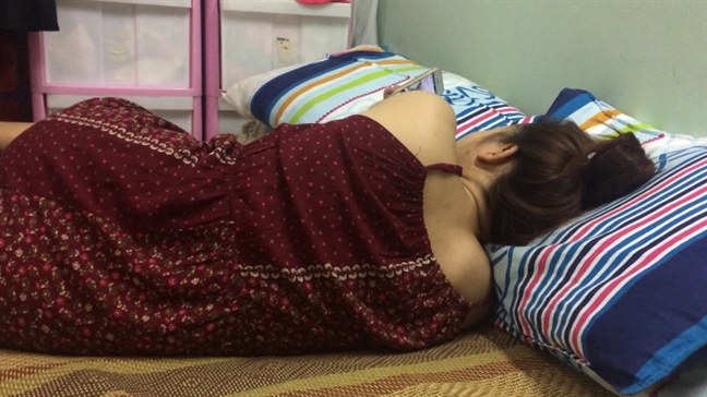 Chồng kém 'chuyện ấy', tôi không biết mình gắng gượng ngó lơ được bao lâu Chong kem 'chuyen ay', toi khong biet minh gang guong ngo lo duoc bao lau