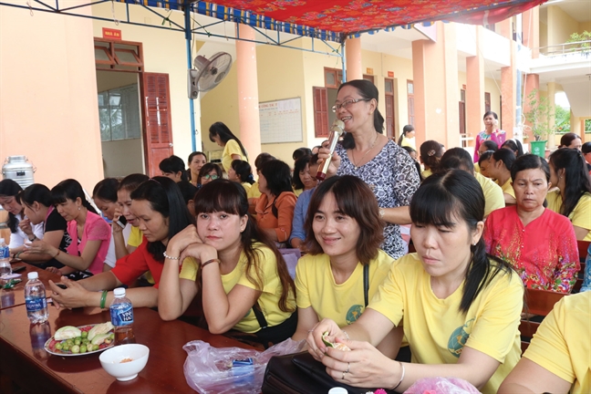 'Gia đình 5 không 3 sạch': Góp phần xây dựng nông thôn mới 'Gia dinh 5 khong 3 sach': Gop phan xay dung nong thon moi
