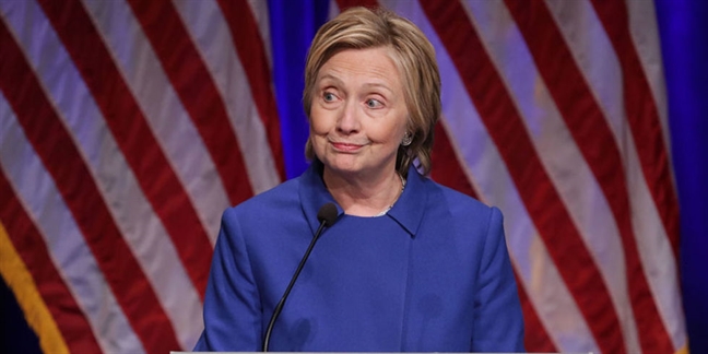 Hillary Clinton choáng khi phải tốn quá nhiều thì giờ chỉ để trang điểm Hillary Clinton choang khi phai ton qua nhieu thi gio chi de trang diem