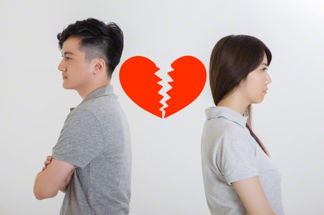 Nghe các ông nói thật, hết muốn lấy chồng... Nghe cac ong noi that, het muon lay chong...