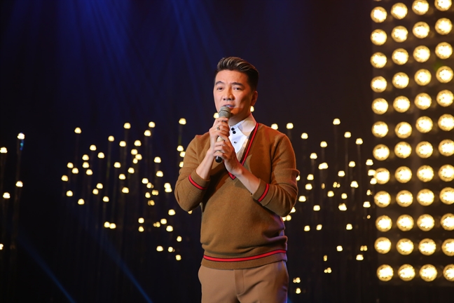 Mẹ Đàm Vĩnh Hưng: ‘Những gì không vui thì bỏ qua cho má, con nhé’ Me Dam Vinh Hung: ‘Nhung gi khong vui thi bo qua cho ma, con nhe’