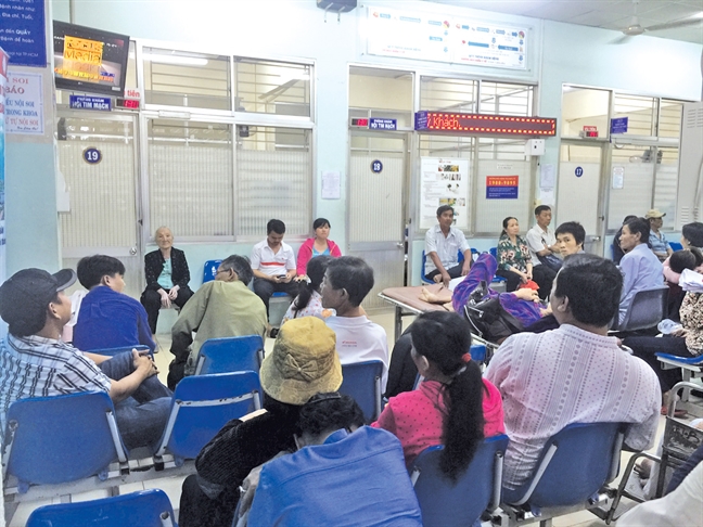 Tăng viện phí nhiều người vẫn... vô tư Tang vien phi nhieu nguoi van... vo tu
