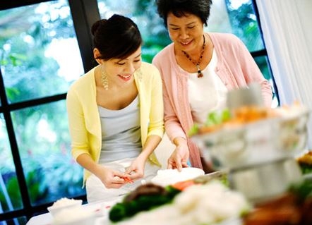 Lấy vợ ba tuổi này vừa giỏi giang, phúc hậu vừa chu toàn với gia đình nhé các ông chồng Lay vo ba tuoi nay vua gioi giang, phuc hau vua chu toan voi gia dinh nhe cac ong chong