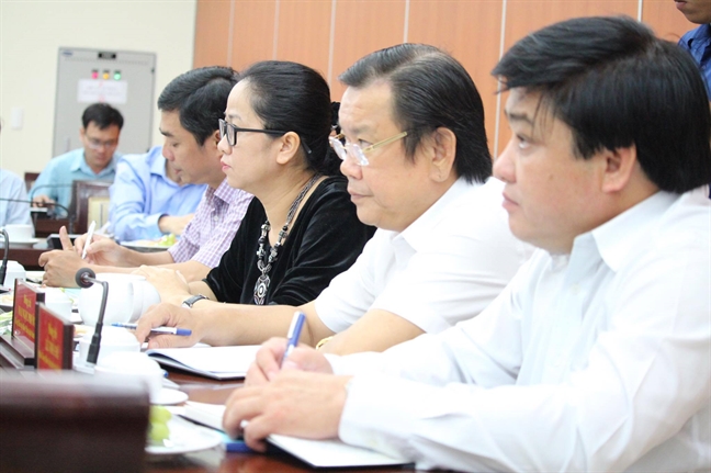 Người dân đang nghĩ gì… Nguoi dan dang nghi gi…