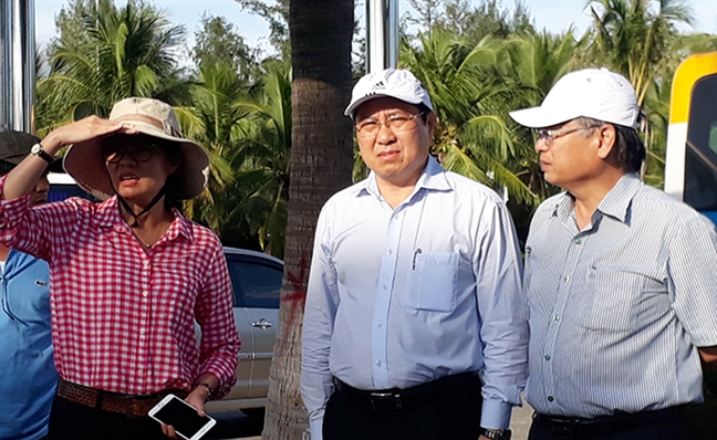 Chủ tịch Đà Nẵng kêu gọi toàn dân khắc phục hậu quả bão Chu tich Da Nang keu goi toan dan khac phuc hau qua bao