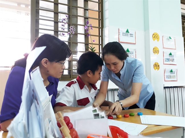 Mẹ của những đứa con 'đặc biệt' Me cua nhung dua con 'dac biet'