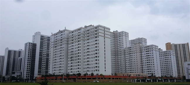 Hàng nghìn căn hộ tái định cư bên kia sông Sài Gòn xây xong, bỏ hoang Hang nghin can ho tai dinh cu ben kia song Sai Gon xay xong, bo hoang