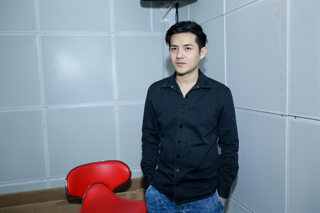 Ông Cao Thắng: 'Vấn đề hát live của nghệ sĩ trên sân khấu rất nhạy cảm’ Ong Cao Thang: 'Van de hat live cua nghe si tren san khau rat nhay cam’