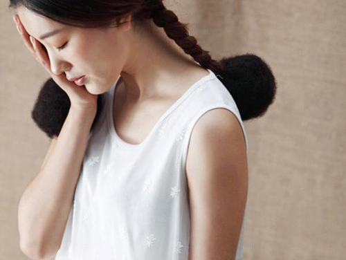Gia đình rối loạn vì bà chị ế chồng nhiều chuyện... Gia dinh roi loan vi ba chi e chong nhieu chuyen...