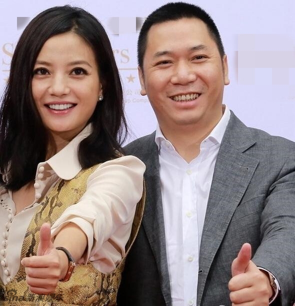 Chồng Triệu Vy dọa kiện những ai tung tin thất thiệt về 2 vợ chồng Chong Trieu Vy doa kien nhung ai tung tin that thiet ve 2 vo chong