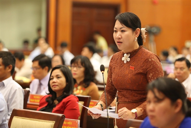 Chủ tịch UBND TP.HCM: Xử lý trách nhiệm người đứng đầu để xảy ra hành vi xâm hại trẻ em Chu tich UBND TP.HCM: Xu ly trach nhiem nguoi dung dau de xay ra hanh vi xam hai tre em
