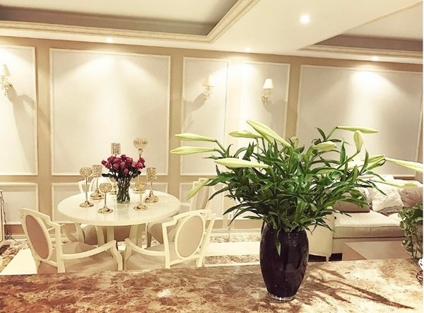 Người người đổ xô thi hoa hậu: Siêu lợi nhuận đến từ danh hiệu Nguoi nguoi do xo thi hoa hau: Sieu loi nhuan den tu danh hieu
