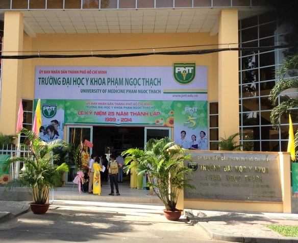 Bác sĩ giả - tác hại thật đối với với bệnh nhân Bac si gia - tac hai that doi voi voi benh nhan