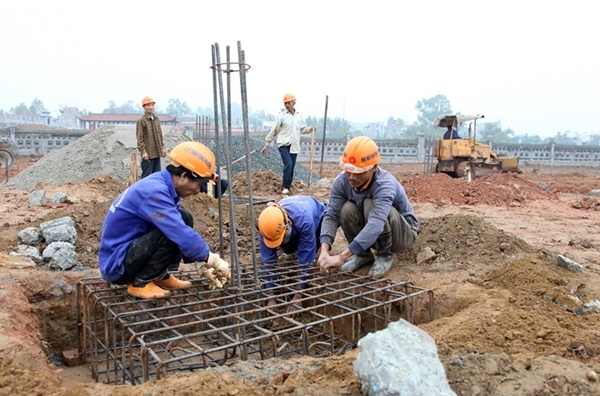Chồng tôi hãnh diện vì được người đàn bà giàu có để ý Chong toi hanh dien vi duoc nguoi dan ba giau co de y
