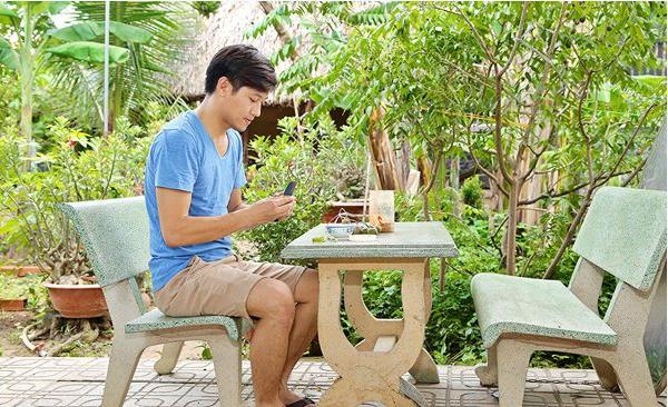 Chồng tôi hãnh diện vì được người đàn bà giàu có để ý Chong toi hanh dien vi duoc nguoi dan ba giau co de y