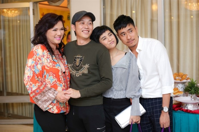Nghệ sĩ Chí Tài: ‘Chuyện vợ chồng tôi hệt như Ngưu Lang - Chức Nữ' Nghe si Chi Tai: ‘Chuyen vo chong toi het nhu Nguu Lang - Chuc Nu'