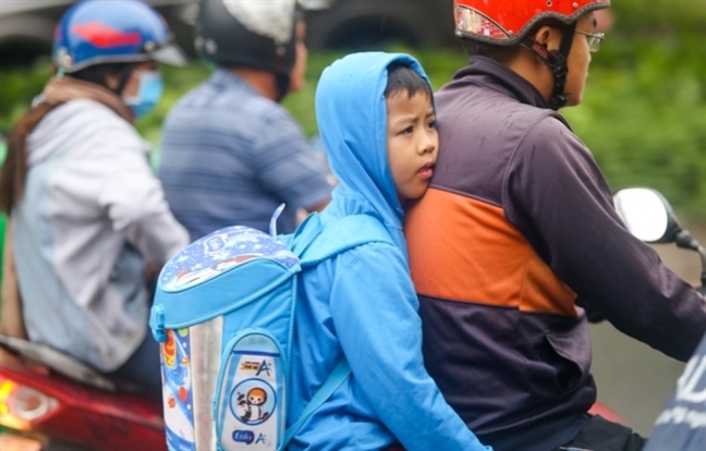 Thở gấp theo từng giờ bão lên Tho gap theo tung gio bao len
