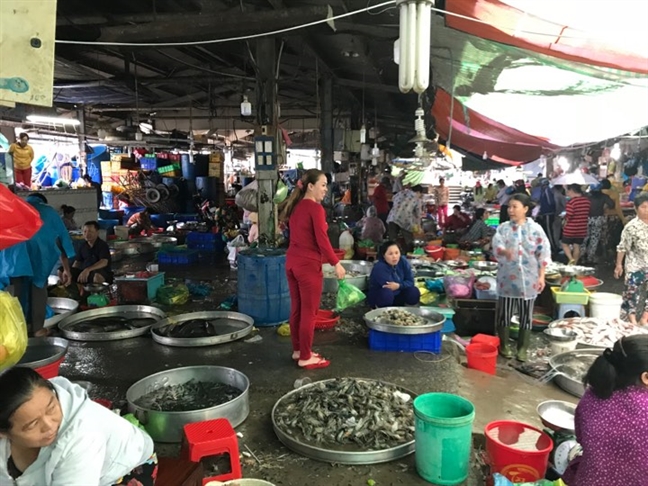 Thở gấp theo từng giờ bão lên Tho gap theo tung gio bao len
