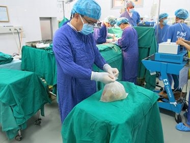 3 bệnh nhân cùng được cứu sống nhờ một người hiến tạng 3 benh nhan cung duoc cuu song nho mot nguoi hien tang