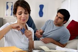 Nhà nghèo mà chồng ăn chơi theo kiểu... đại gia Nha ngheo ma chong an choi theo kieu... dai gia