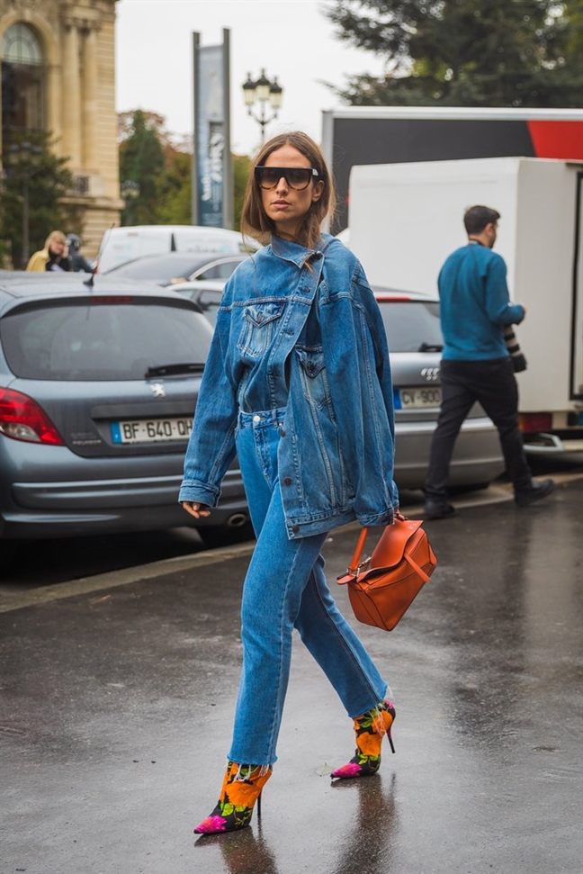 8 xu hướng denim bạn nên sắm vào dịp năm mới 8 xu huong denim ban nen sam vao dip nam moi