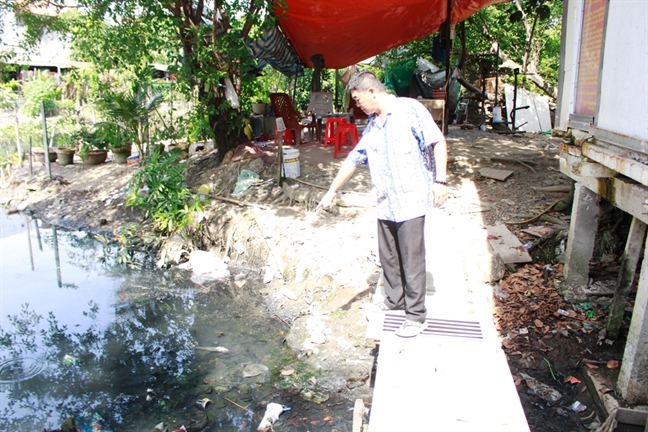 Video: Cư dân rạch Lăng khốn khổ vì muỗi Video: Cu dan rach Lang khon kho vi muoi