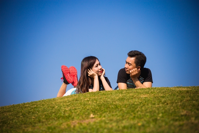 Không còn trong trắng là tội lỗi sao? Khong con trong trang la toi loi sao?