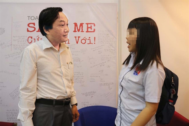 'Cứu con với!' 'Cuu con voi!'